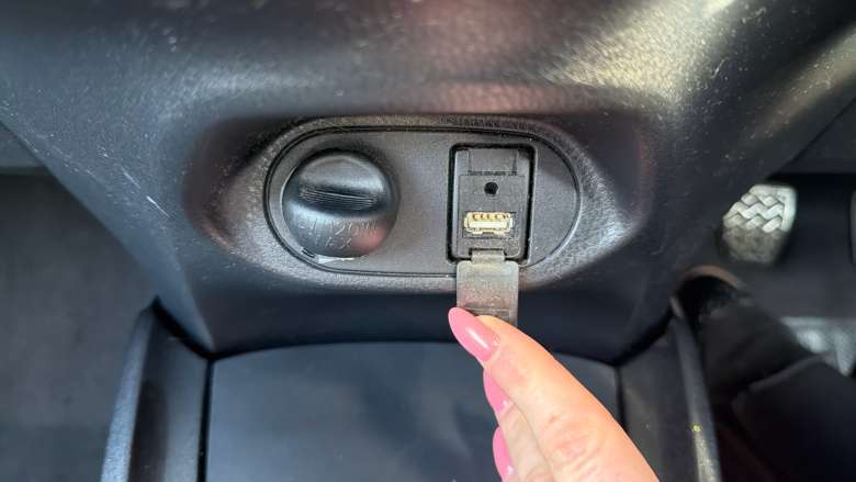 Toyota Yaris 1.5 VVT-i Y20 5dr [Bi-tone] Petrol Hatchback